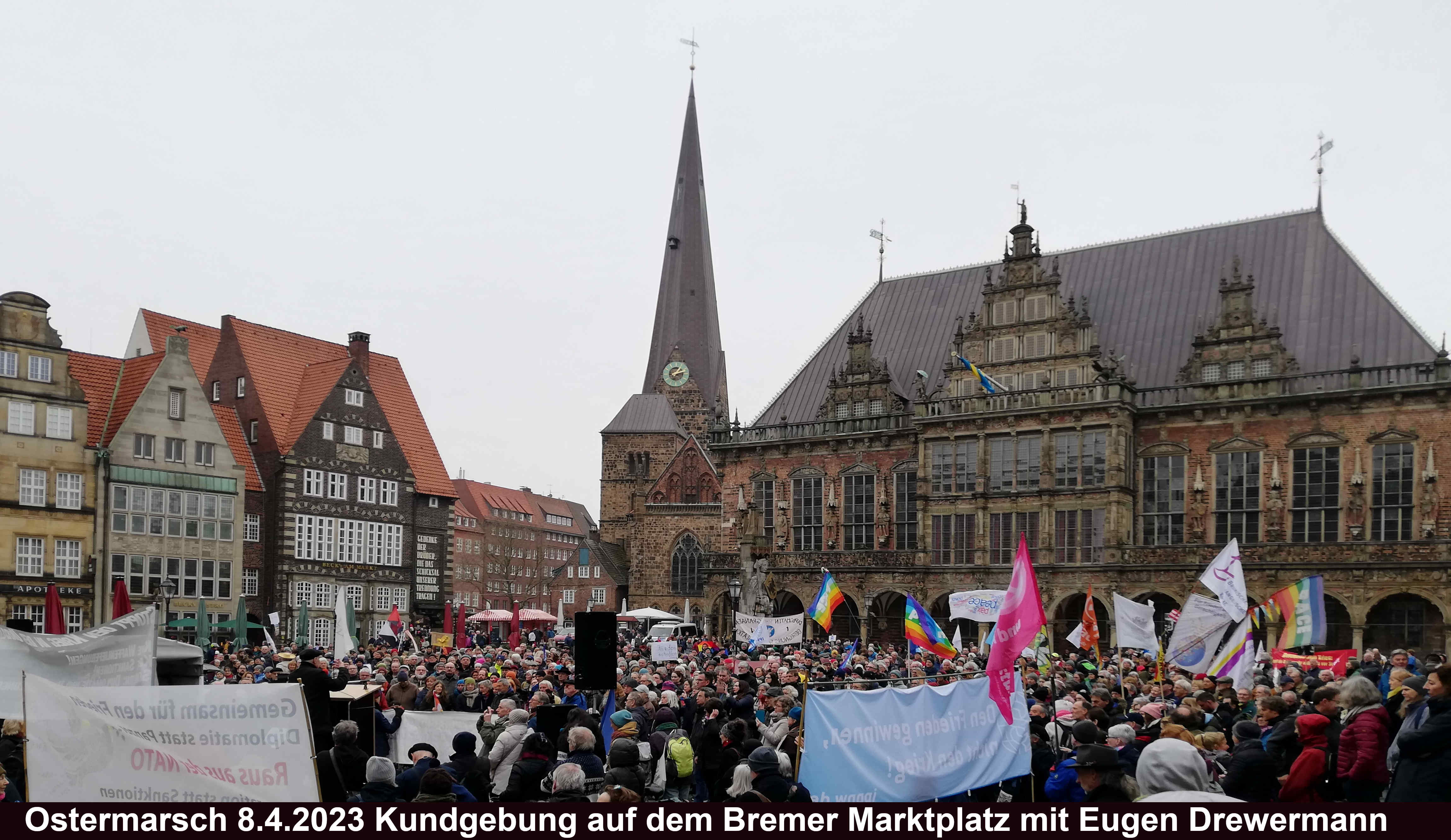 Ostermarsch 8.4.2023 Bremen voller Marktplatz Drewermann